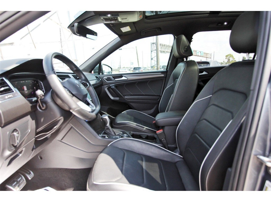 2022 Volkswagen Tiguan 2.0T SEL R-Line