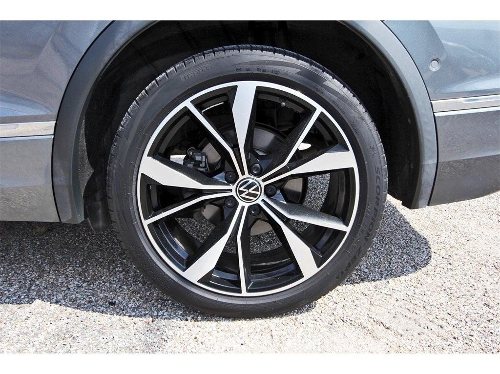 2022 Volkswagen Tiguan 2.0T SEL R-Line
