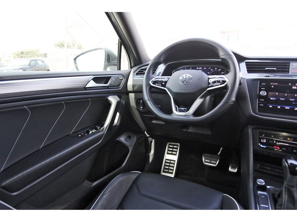 2022 Volkswagen Tiguan 2.0T SEL R-Line