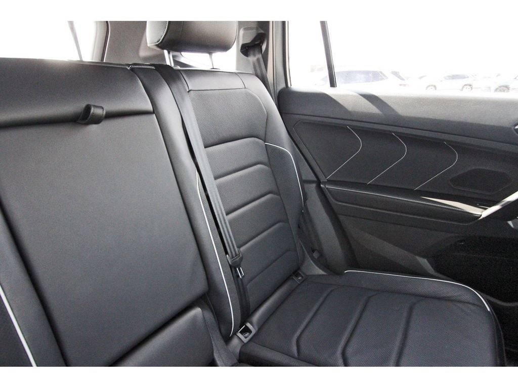 2022 Volkswagen Tiguan 2.0T SEL R-Line