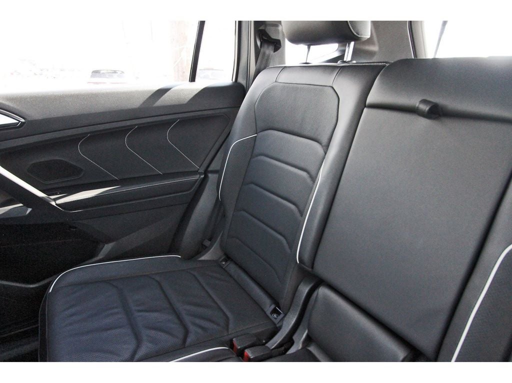 2022 Volkswagen Tiguan 2.0T SEL R-Line