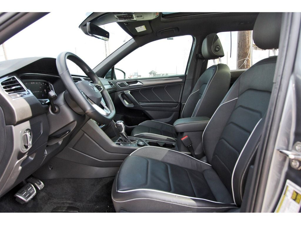 2022 Volkswagen Tiguan 2.0T SEL R-Line