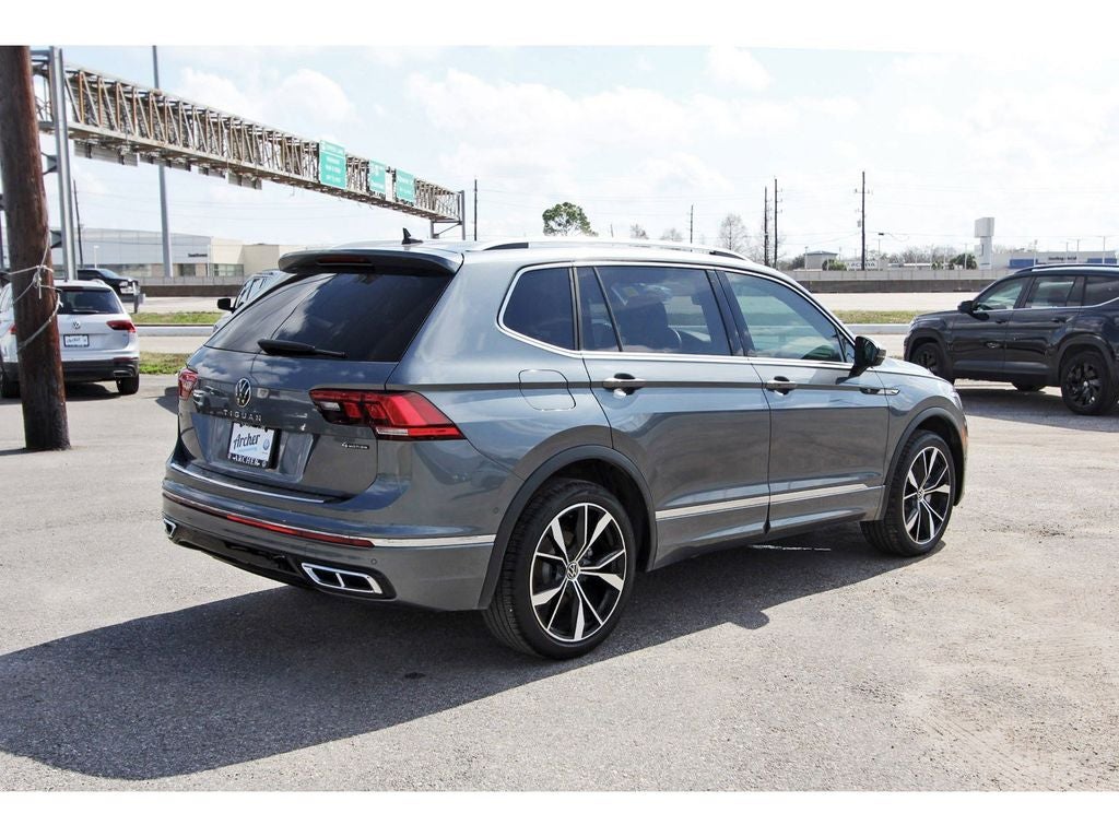 2022 Volkswagen Tiguan 2.0T SEL R-Line