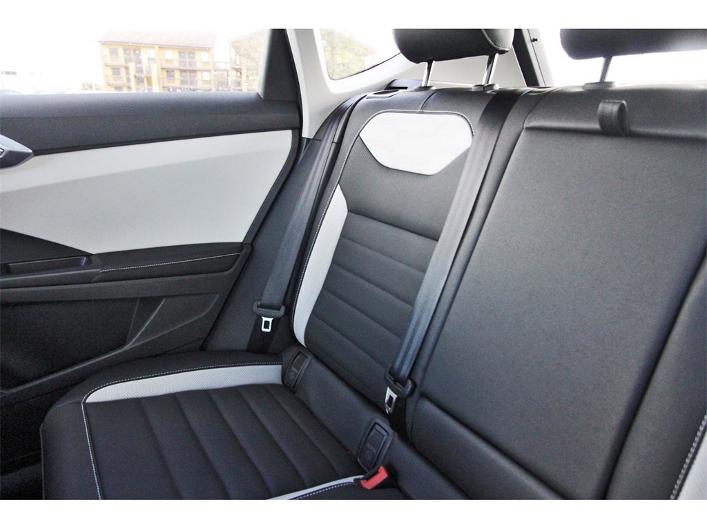 2026 Volkswagen Taos 1.5T SEL