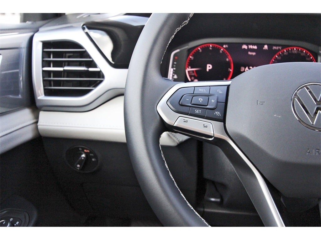 2026 Volkswagen Taos 1.5T SEL