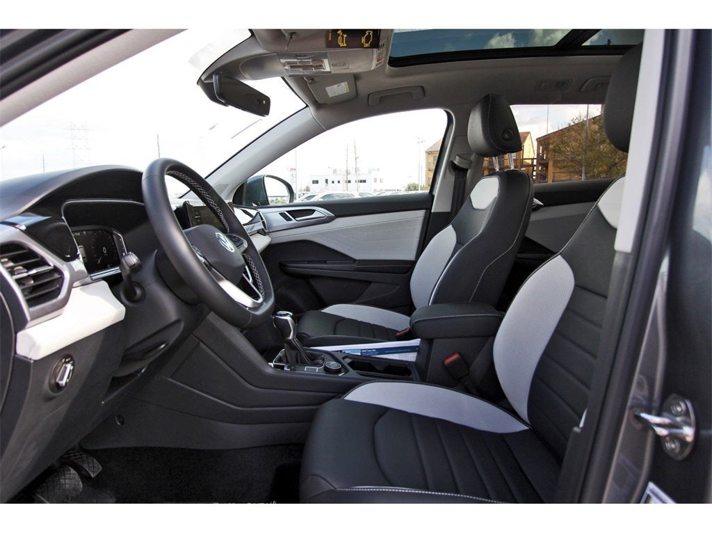 2026 Volkswagen Taos 1.5T SEL