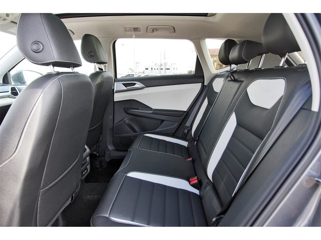 2026 Volkswagen Taos 1.5T SEL