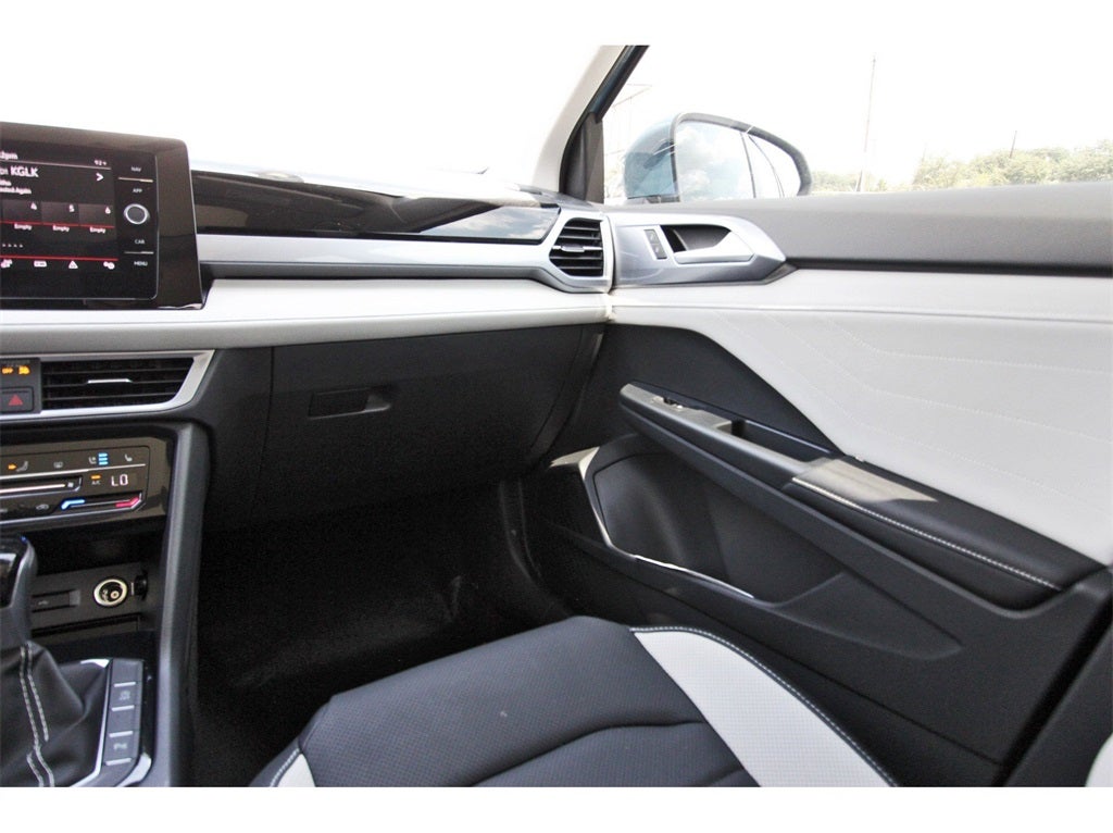 2025 Volkswagen Taos 1.5T SEL