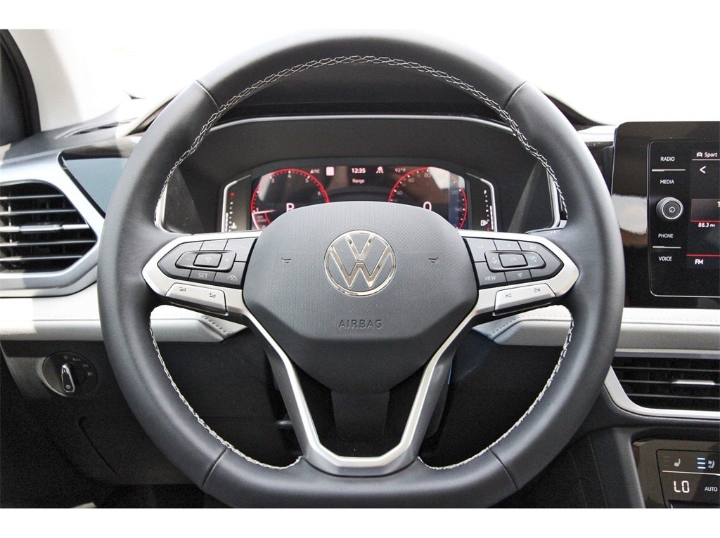 2025 Volkswagen Taos 1.5T SEL