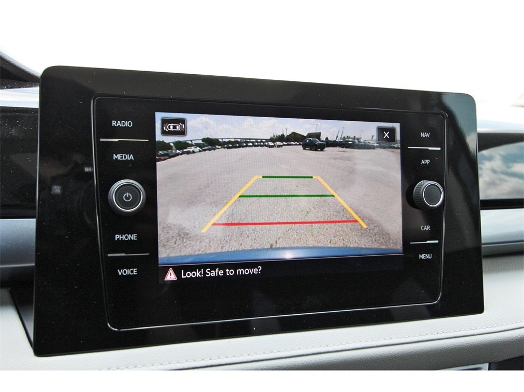 2025 Volkswagen Taos 1.5T SEL