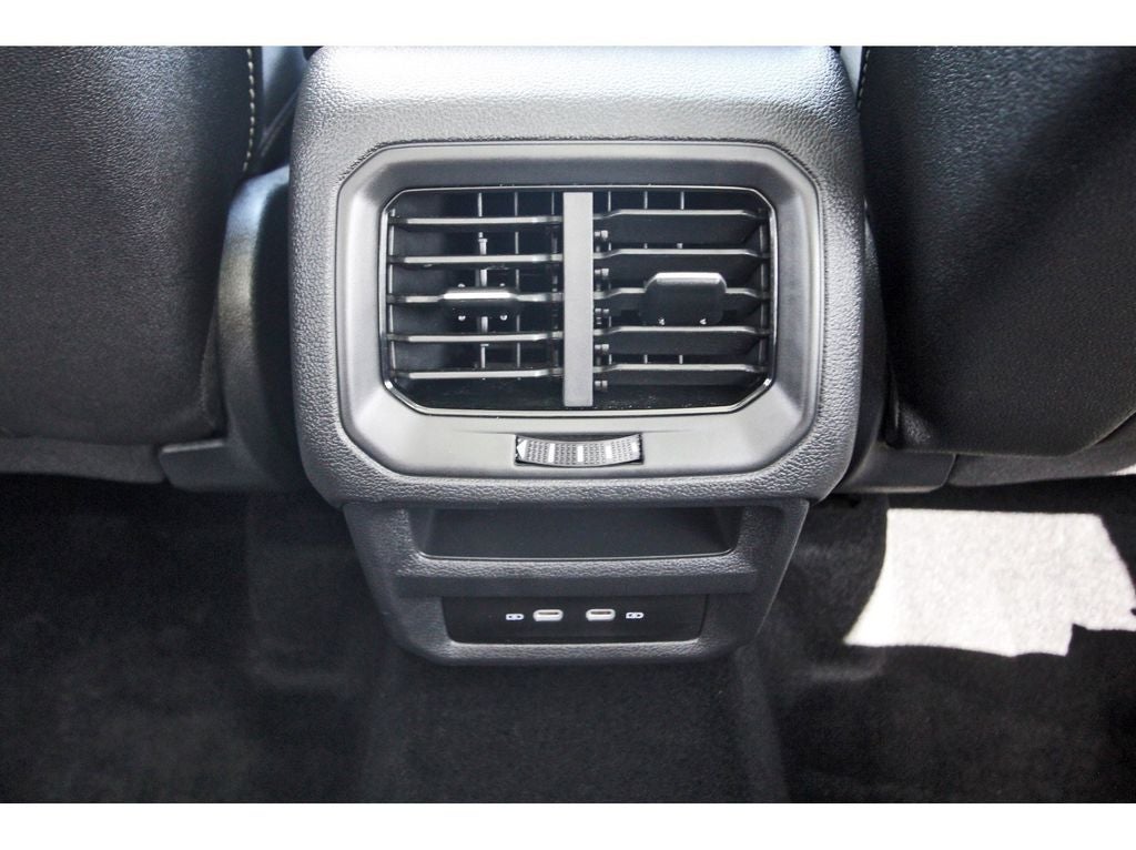 2026 Volkswagen Taos 1.5T SEL