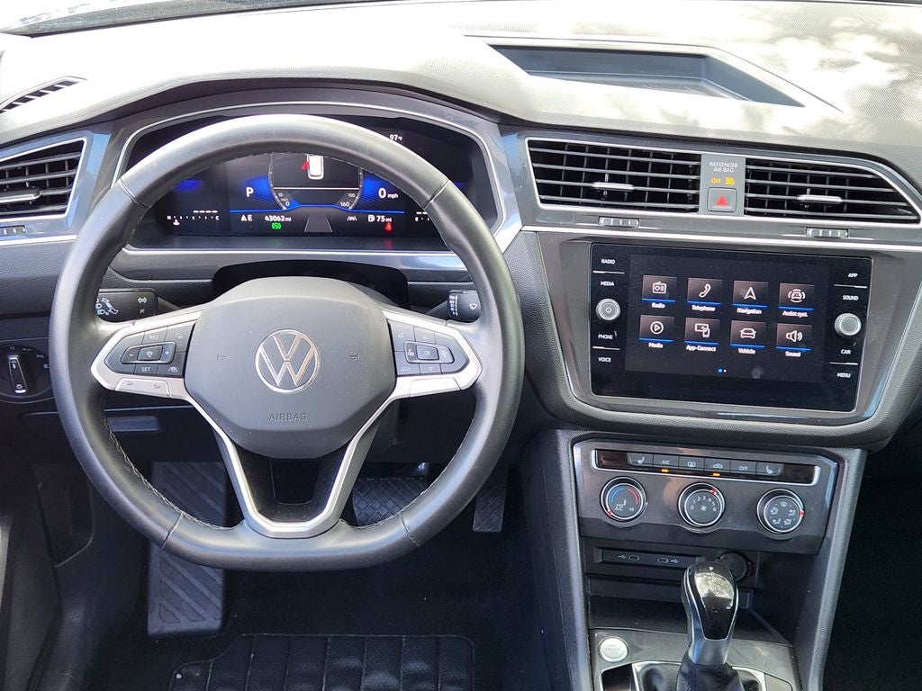 2024 Volkswagen Tiguan 2.0T Wolfsburg Edition