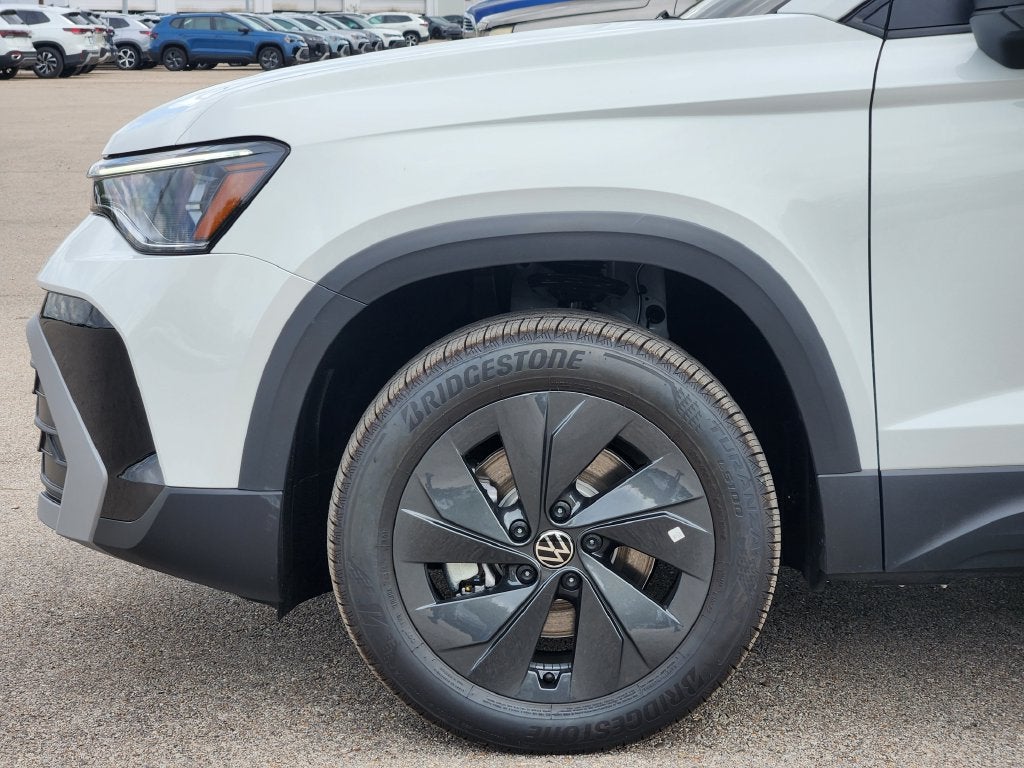 2027 Volkswagen Taos 1.5T S