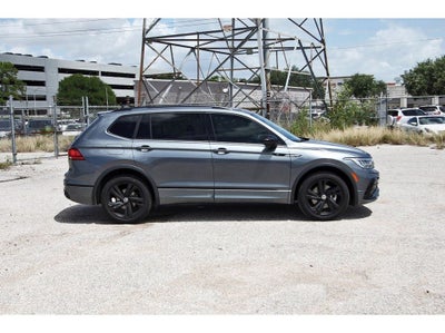 2024 Volkswagen Tiguan 2.0T SE R-Line Black