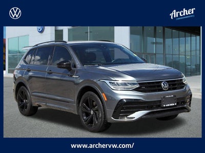 2023 Volkswagen Tiguan 2.0T SE R-Line Black