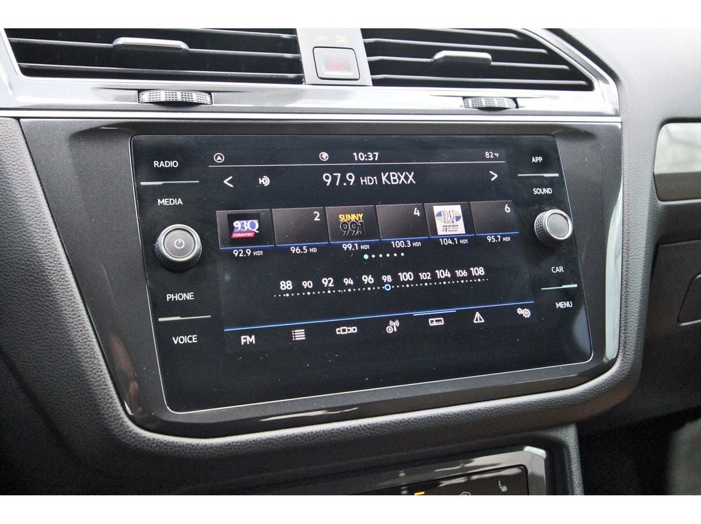 2023 Volkswagen Tiguan 2.0T SE R-Line Black