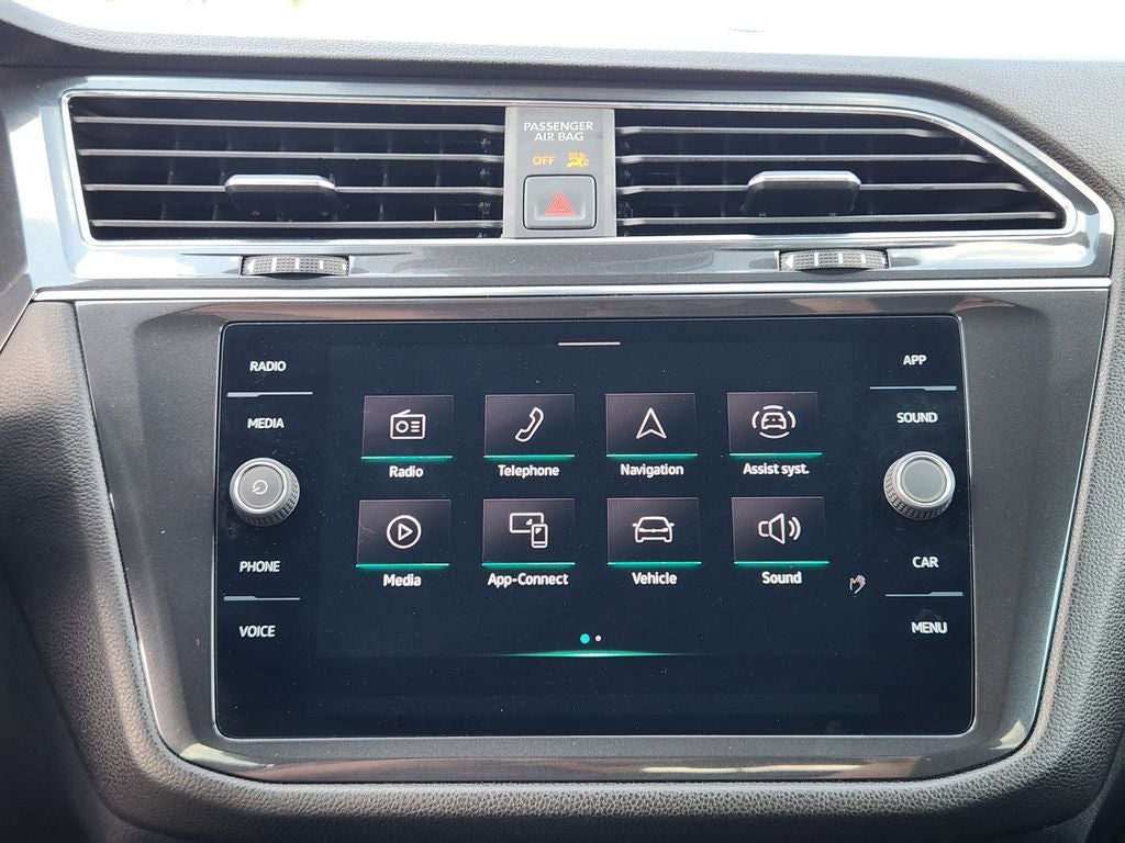 2023 Volkswagen Tiguan 2.0T SE R-Line Black