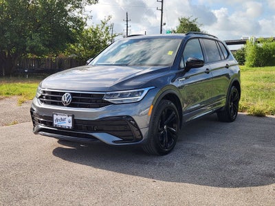 2023 Volkswagen Tiguan 2.0T SE R-Line Black