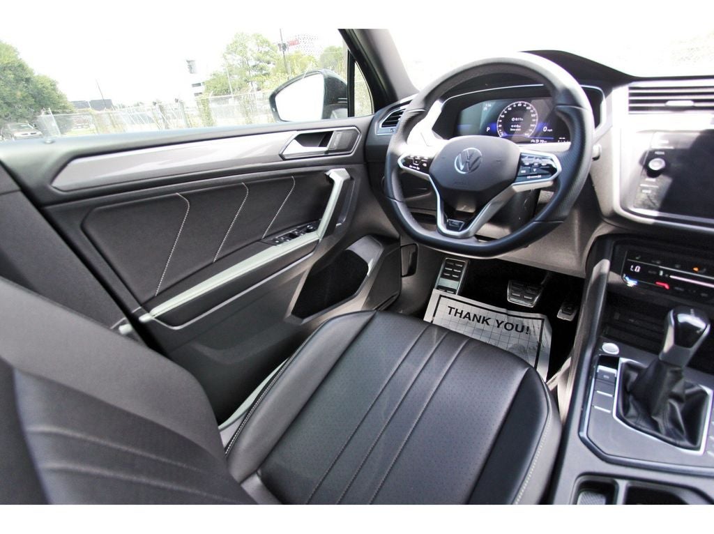 2023 Volkswagen Tiguan 2.0T SE R-Line Black