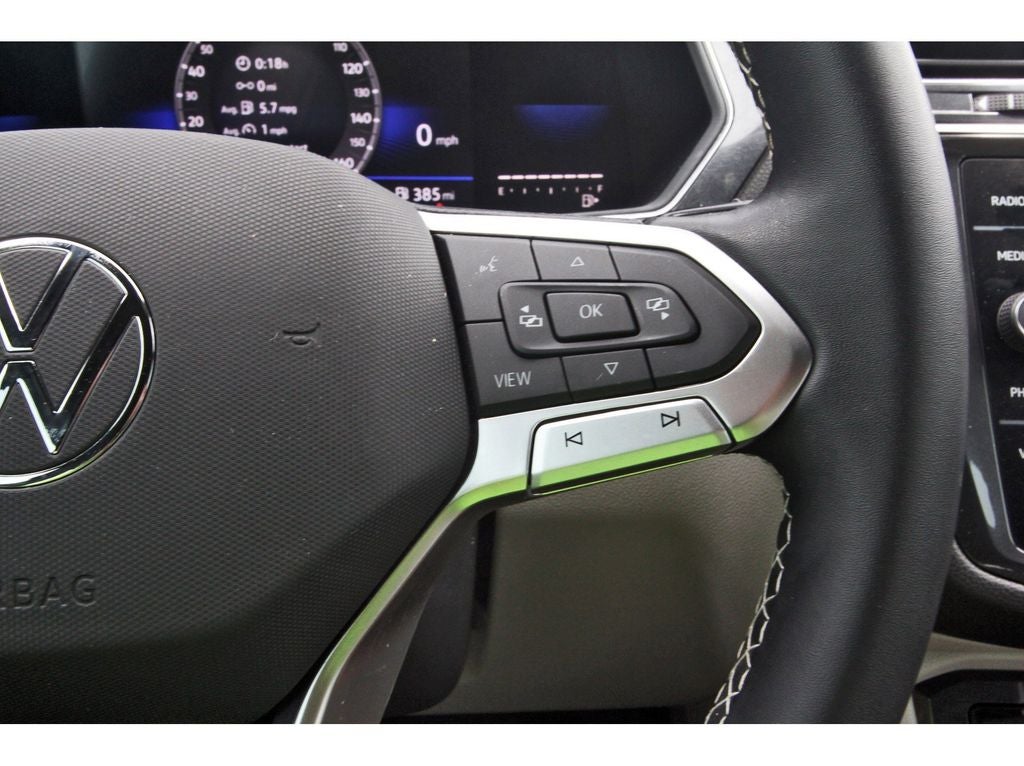 2023 Volkswagen Tiguan 2.0T SE R-Line Black