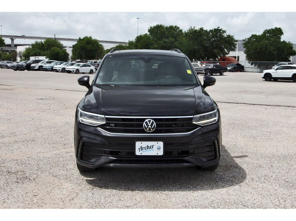 2023 Volkswagen Tiguan 2.0T SE R-Line Black