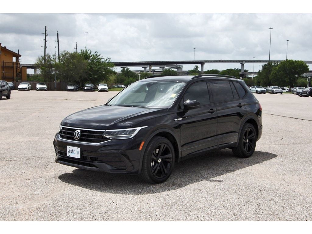 2023 Volkswagen Tiguan 2.0T SE R-Line Black