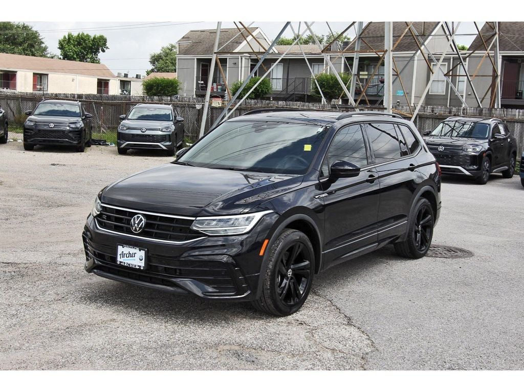 2024 Volkswagen Tiguan 2.0T SE R-Line Black