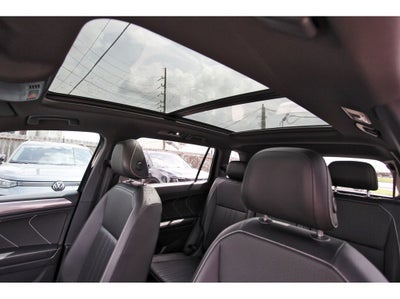 2024 Volkswagen Tiguan 2.0T SE R-Line Black