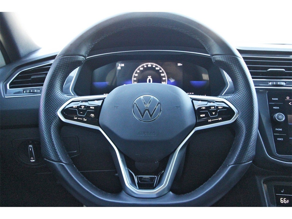 2023 Volkswagen Tiguan 2.0T SE R-Line Black