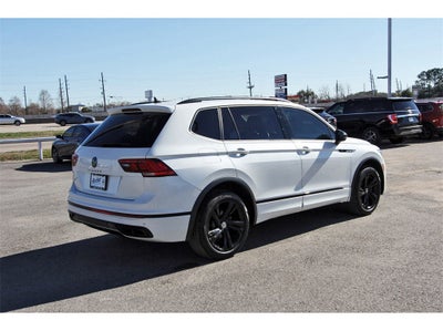 2023 Volkswagen Tiguan 2.0T SE R-Line Black