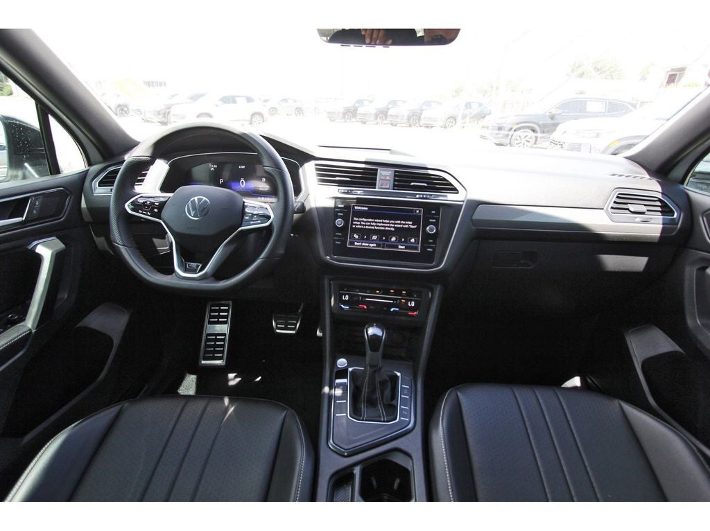 2023 Volkswagen Tiguan 2.0T SE R-Line Black