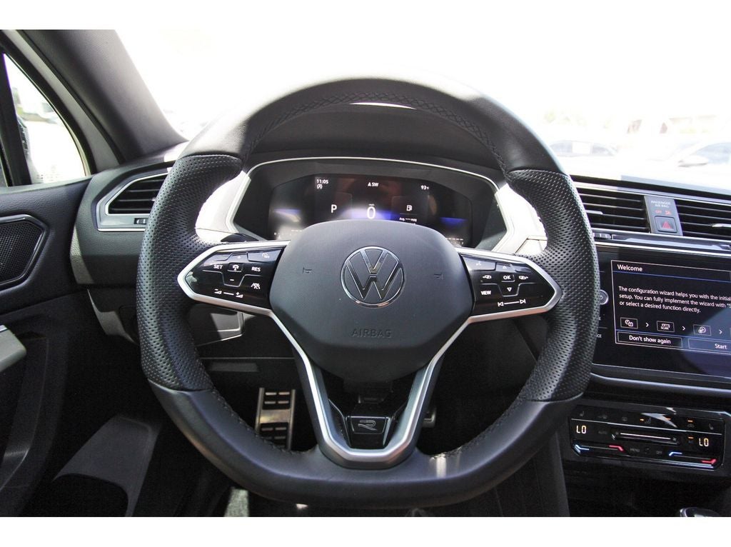 2023 Volkswagen Tiguan 2.0T SE R-Line Black