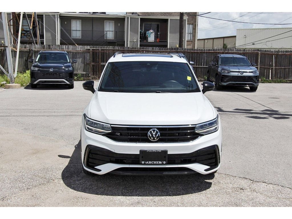 2023 Volkswagen Tiguan 2.0T SE R-Line Black