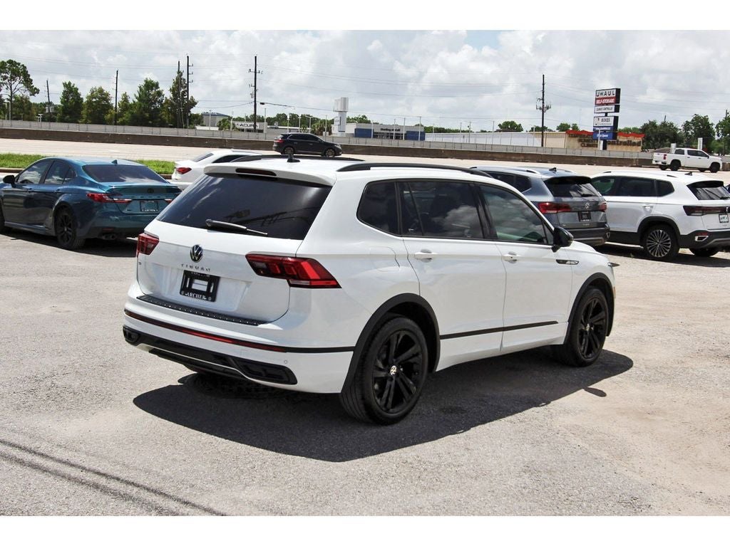 2023 Volkswagen Tiguan 2.0T SE R-Line Black