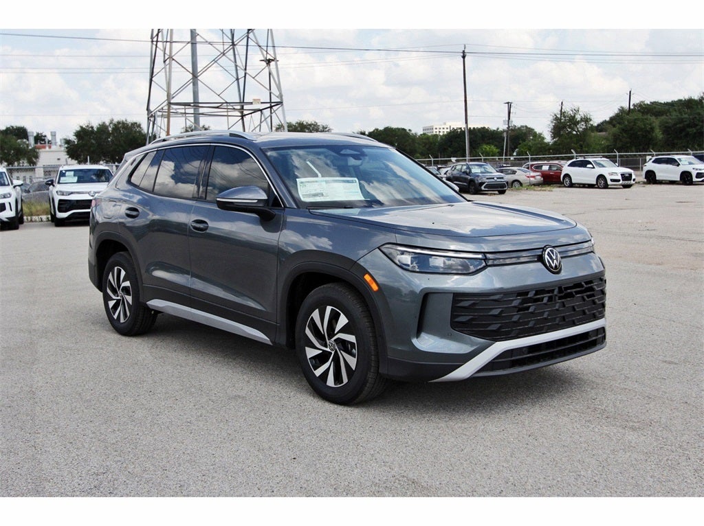 2025 Volkswagen Tiguan 2.0T S