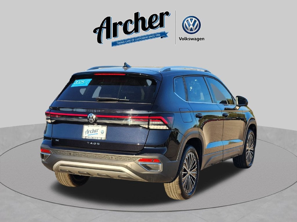 2025 Volkswagen Taos 1.5T SE