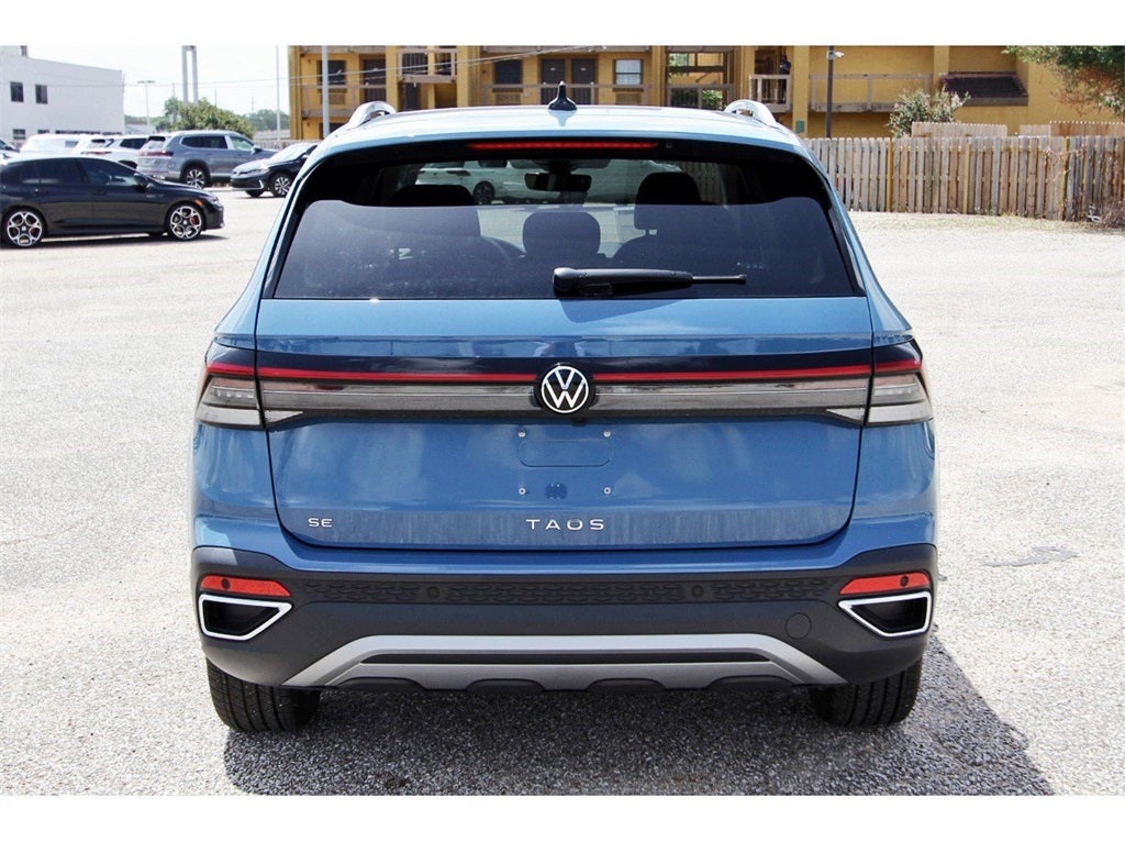 2025 Volkswagen Taos 1.5T SE