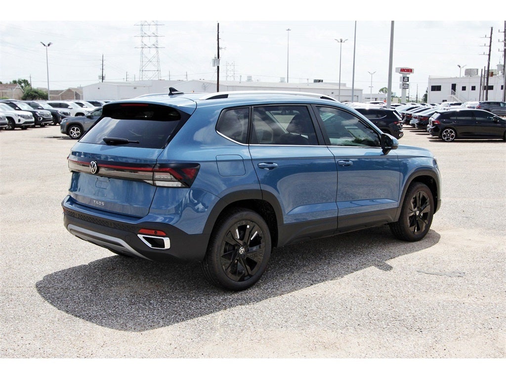 2025 Volkswagen Taos 1.5T SE