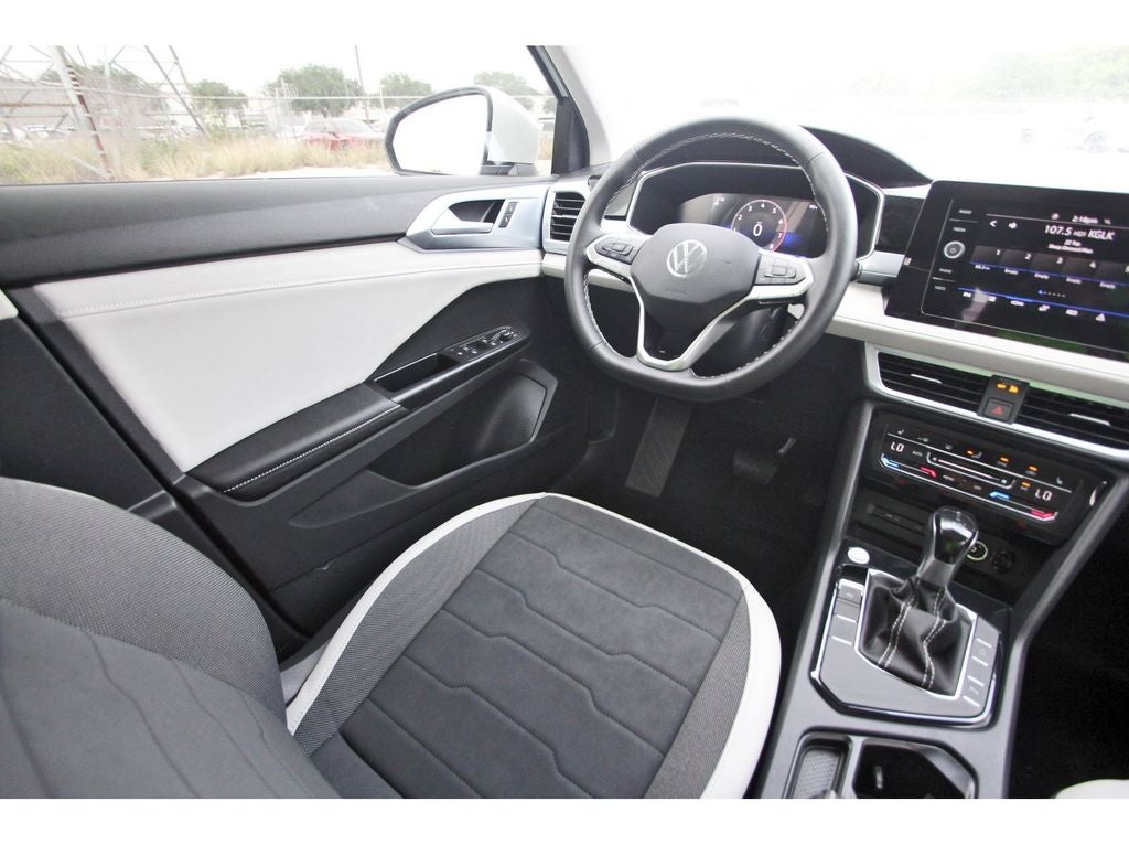 2026 Volkswagen Taos 1.5T SE