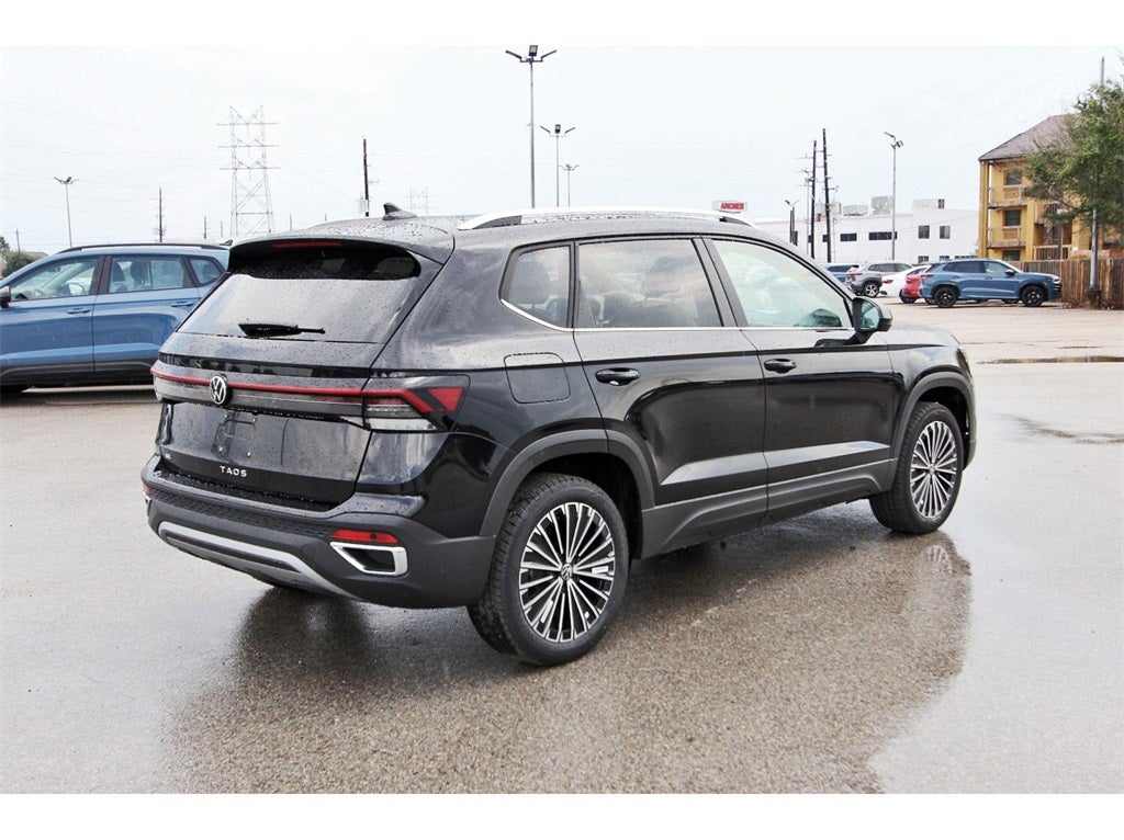 2025 Volkswagen Taos 1.5T SE