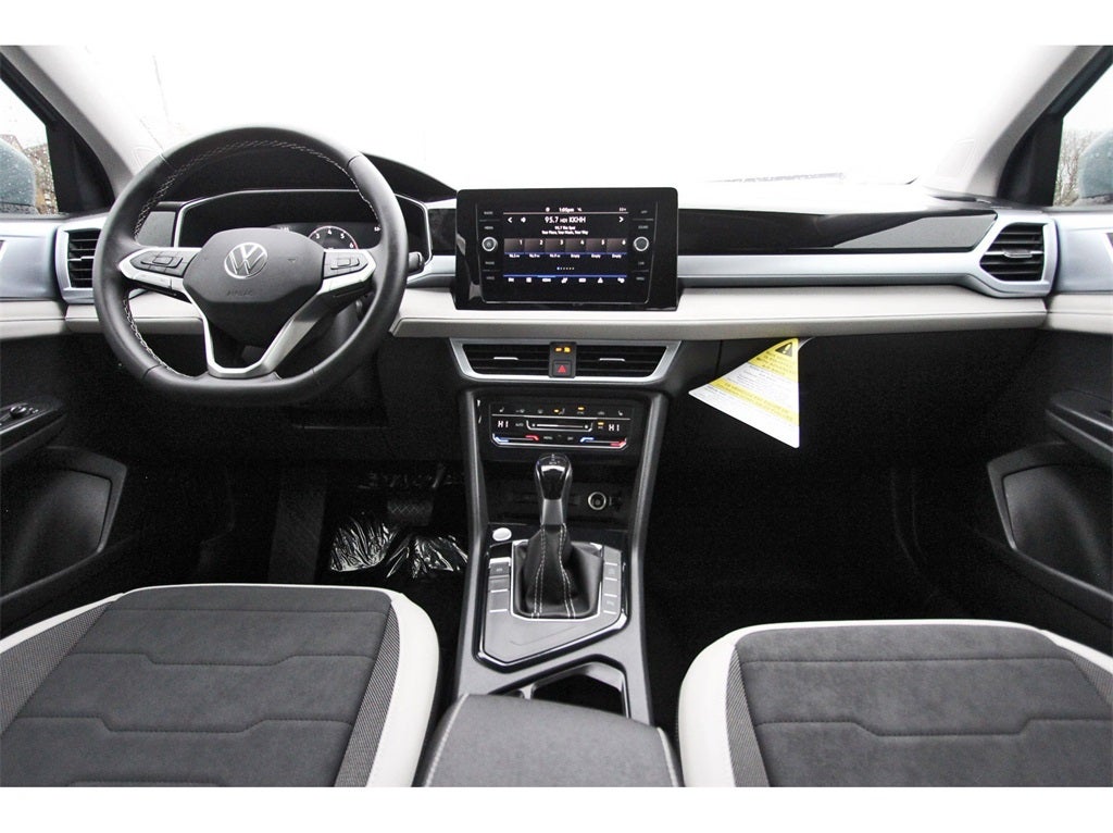 2026 Volkswagen Taos 1.5T SE