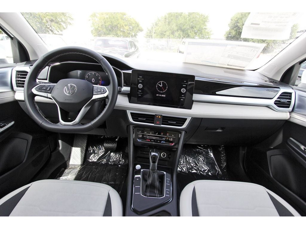 2026 Volkswagen Taos 1.5T SE