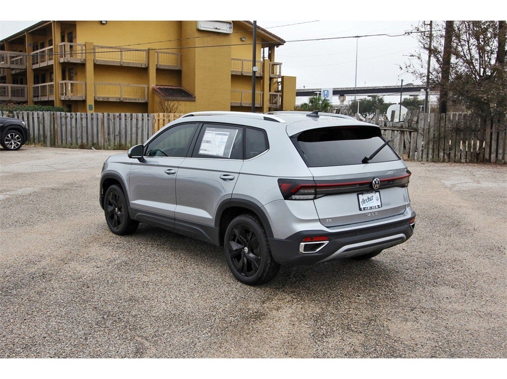 2025 Volkswagen Taos 1.5T SE