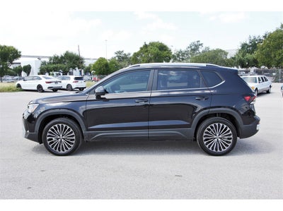 2025 Volkswagen Taos 1.5T SE