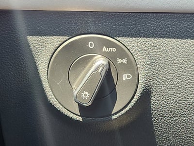 2027 Volkswagen Taos 1.5T SE