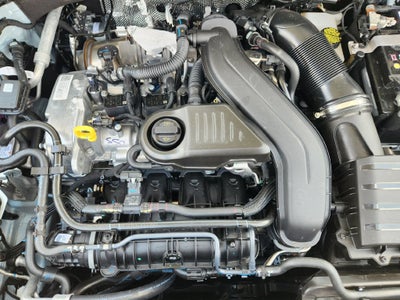 2027 Volkswagen Taos 1.5T SE