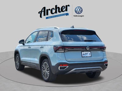 2027 Volkswagen Taos 1.5T SE
