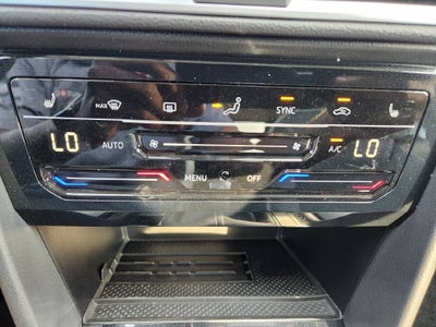 2027 Volkswagen Taos 1.5T SE