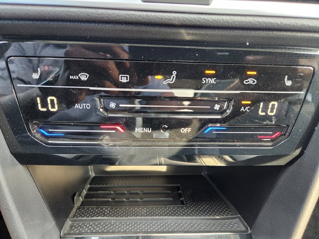 2027 Volkswagen Taos 1.5T SE