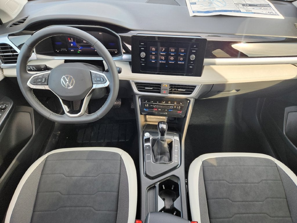 2027 Volkswagen Taos 1.5T SE